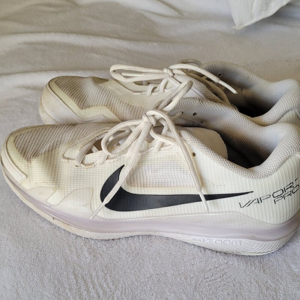 NEW Nike AIR ZOOM VAPOR PRO HC White / Black (CZ0220 124) Tennis Size 11 Men’s